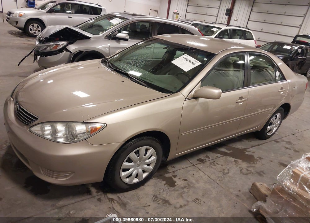 2005 TOYOTA CAMRY LE VIN: 4T1BE32K75U062971