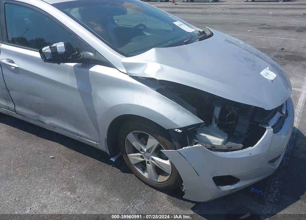 2013 HYUNDAI ELANTRA GLS VIN: KMHDH4AE5DU565253