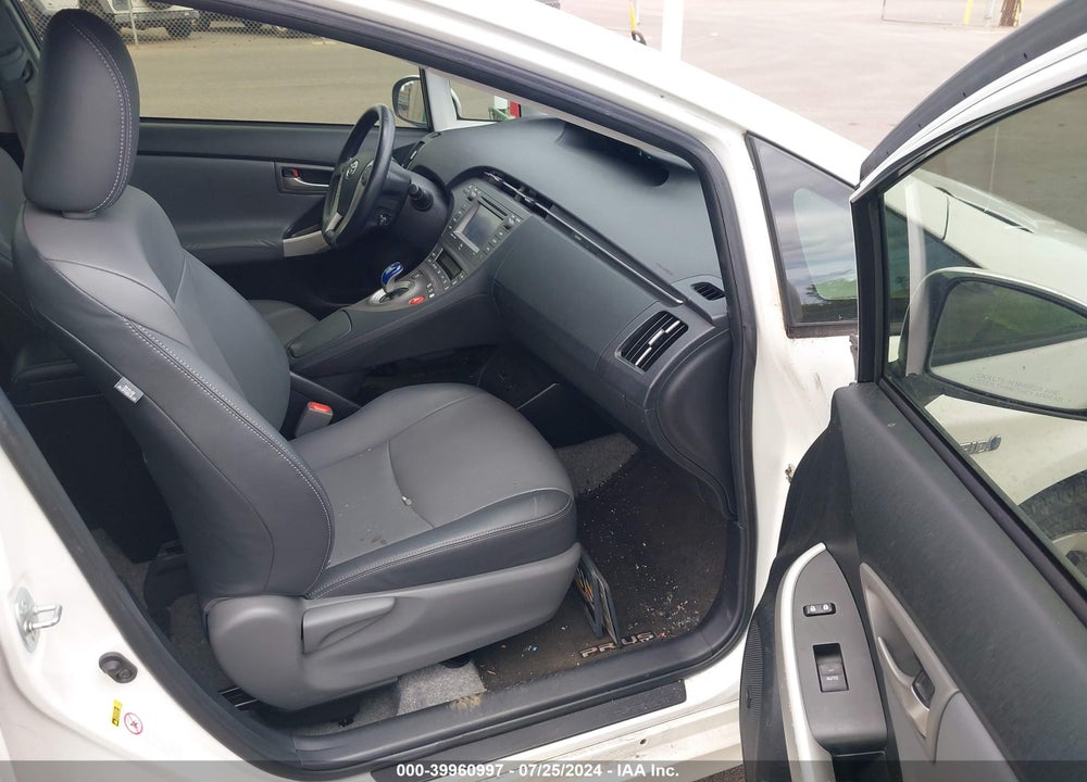 2014 TOYOTA PRIUS FIVE/FOUR/THREE/TWO VIN: JTDKN3DUXE0362918