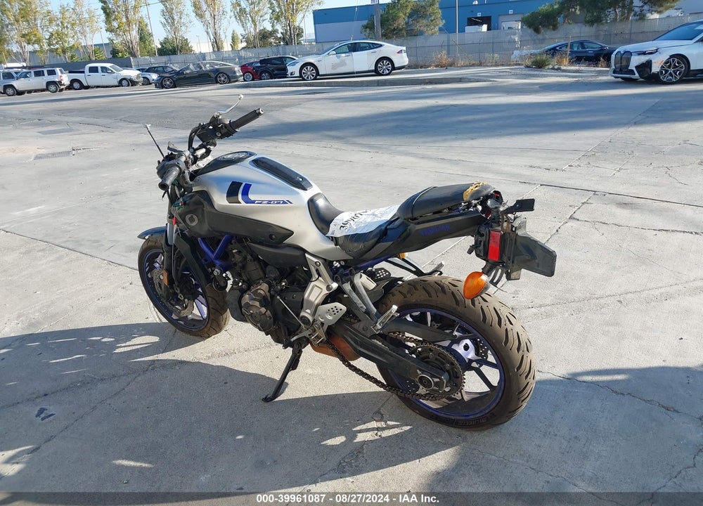 2016 YAMAHA FZ07 C VIN: JYARM06Y3GA002074