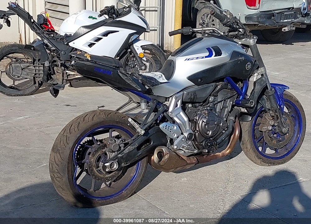 2016 YAMAHA FZ07 C VIN: JYARM06Y3GA002074