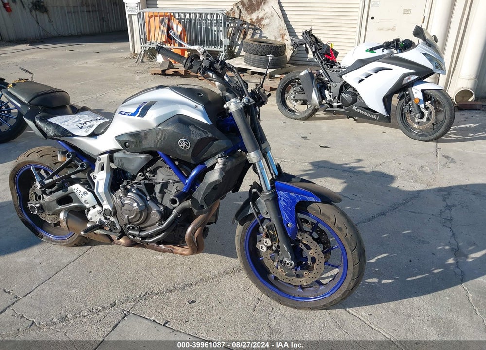 2016 YAMAHA FZ07 C VIN: JYARM06Y3GA002074