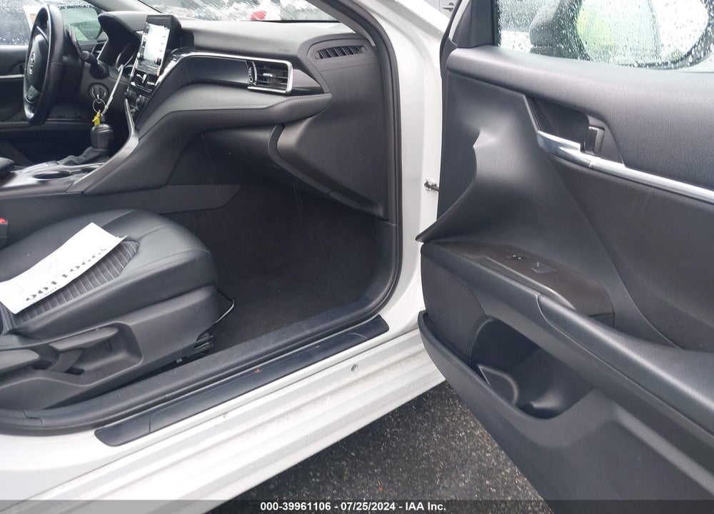 2022 TOYOTA CAMRY SE/SE NIGHTSHADE EDITION VIN: 4T1G11AK3NU064028