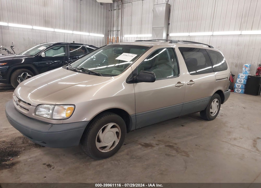 2000 TOYOTA SIENNA VIN: 4T3ZF13C0YU273223