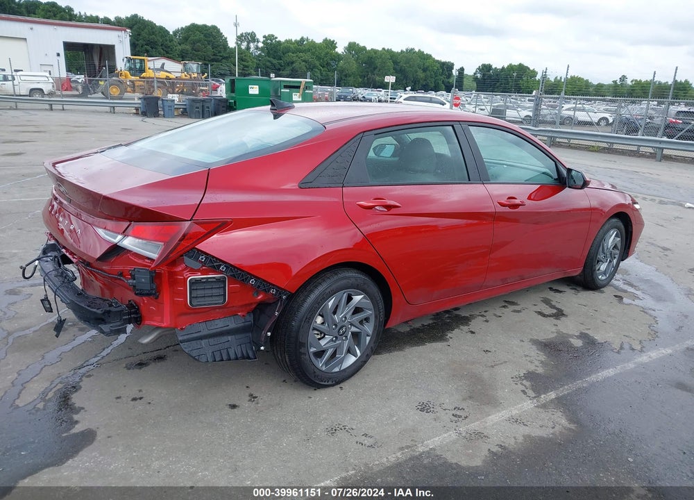 2024 HYUNDAI ELANTRA SEL VIN: KMHLM4DG0RU653395