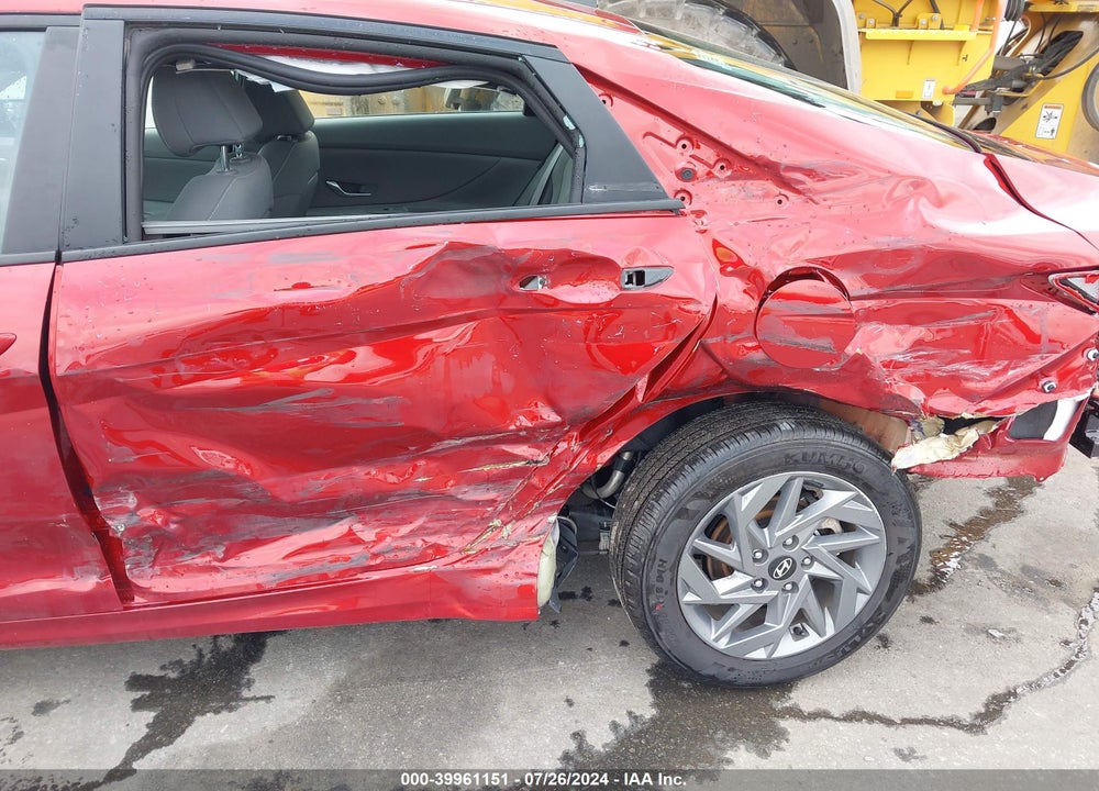 2024 HYUNDAI ELANTRA SEL VIN: KMHLM4DG0RU653395