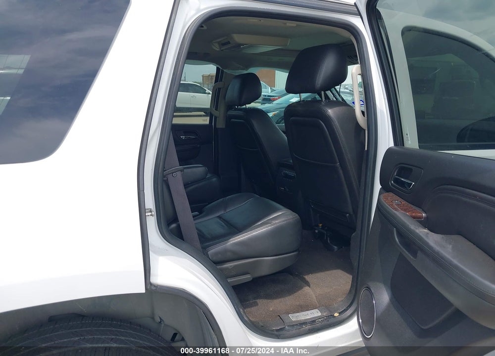 2012 GMC YUKON DENALI VIN: 1GKS1EEFXCR243514