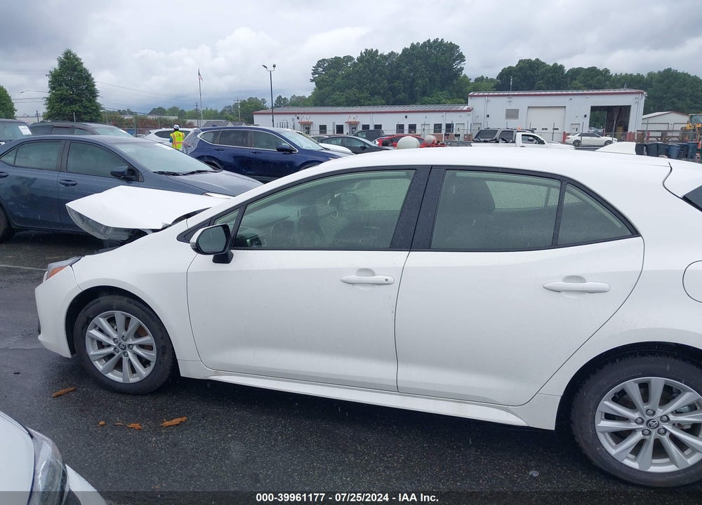 2023 TOYOTA COROLLA SE VIN: JTND4MBE6P3213125