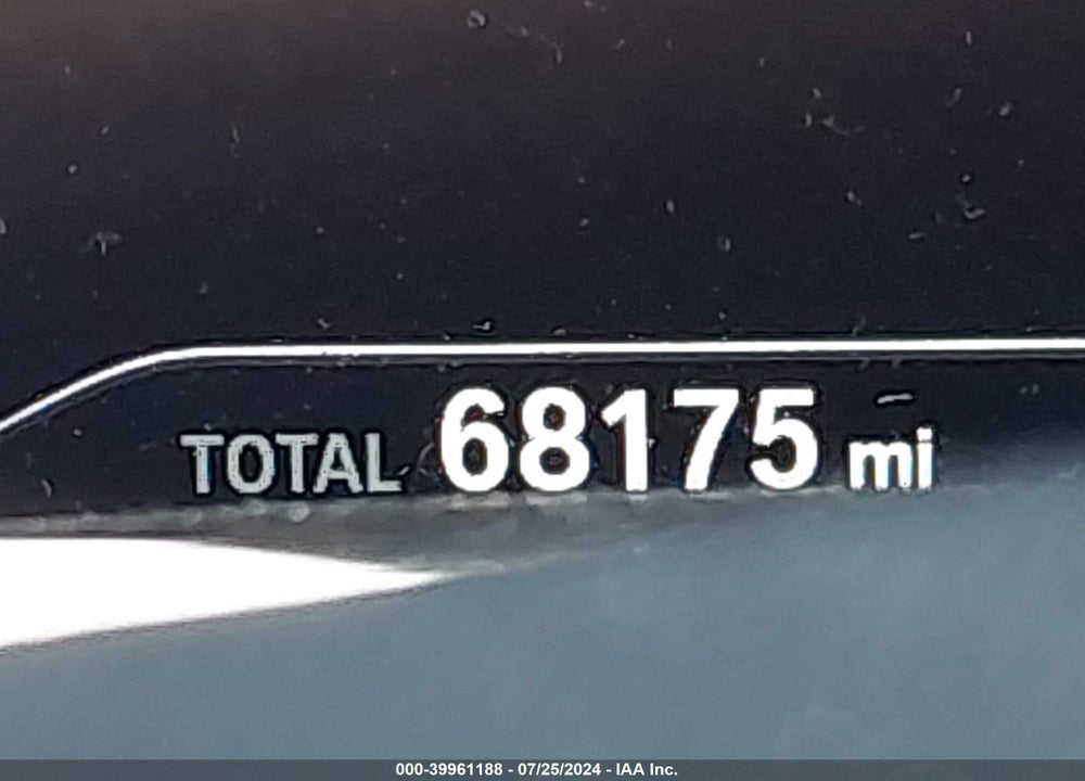 2019 BMW 740I VIN: WBA7E2C57KB454107