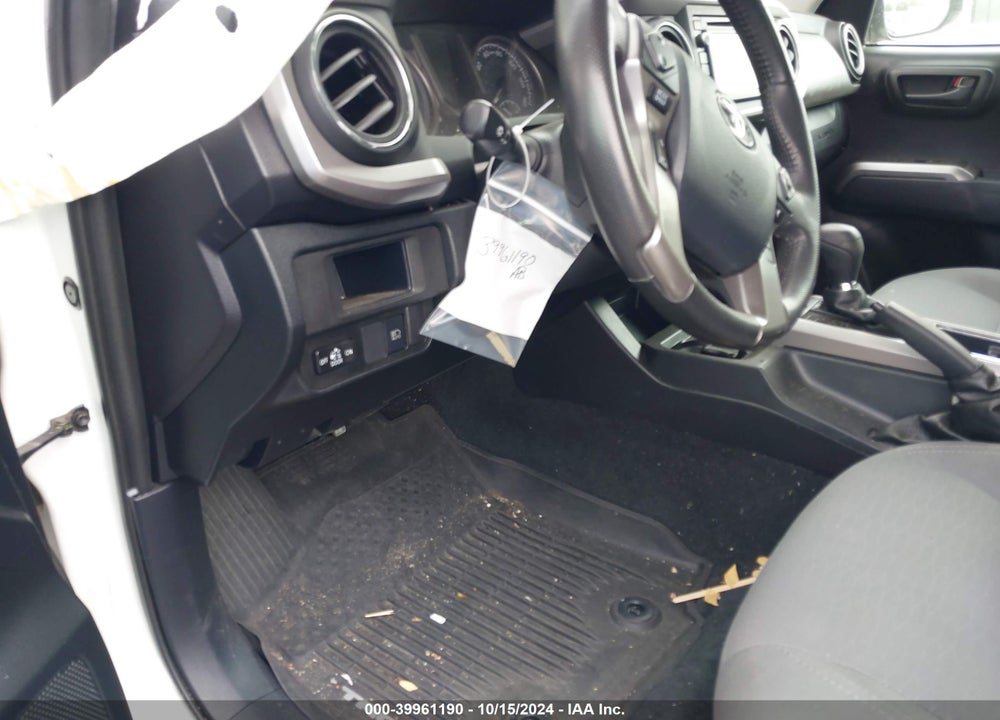 2019 TOYOTA TACOMA SR5 VIN: 5TFAX5GN9KX154456