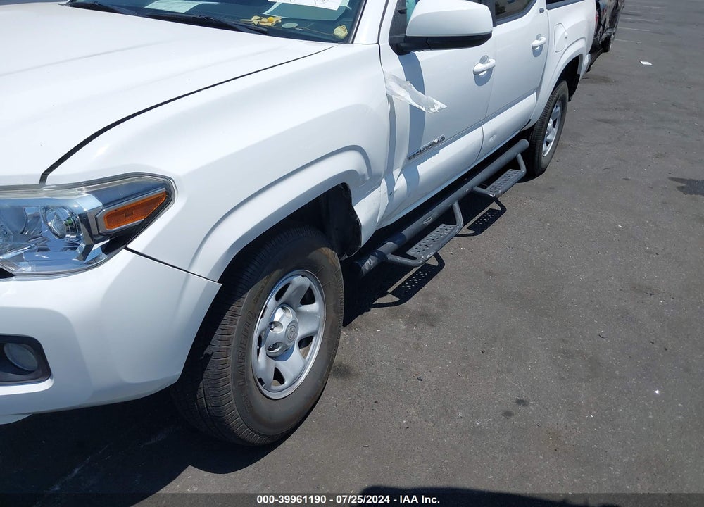 2019 TOYOTA TACOMA SR5 VIN: 5TFAX5GN9KX154456