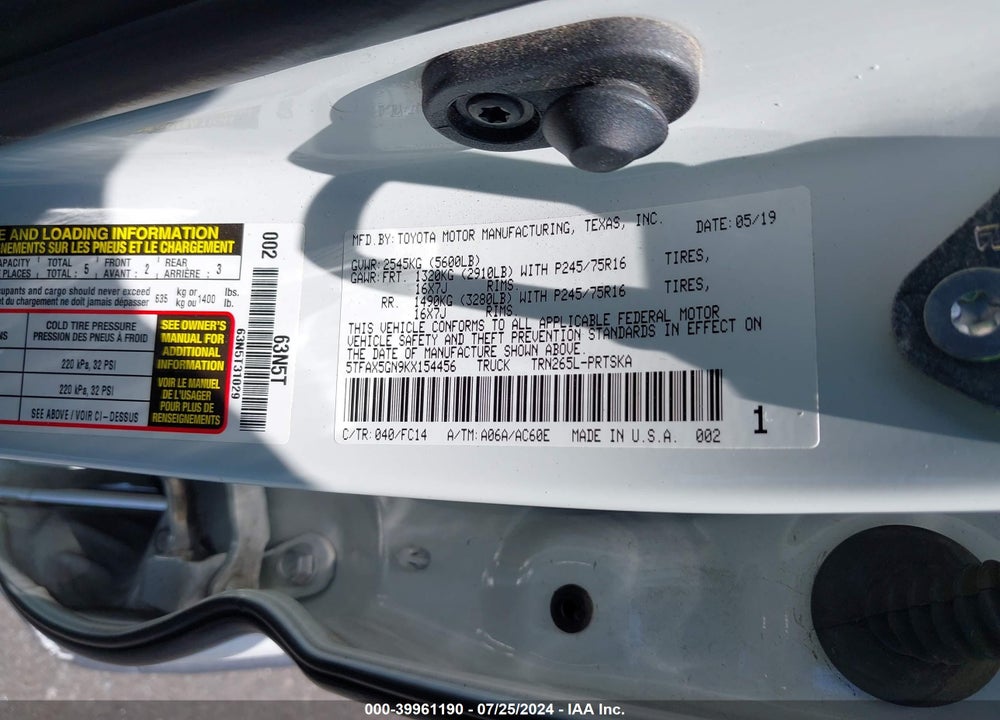 2019 TOYOTA TACOMA SR5 VIN: 5TFAX5GN9KX154456