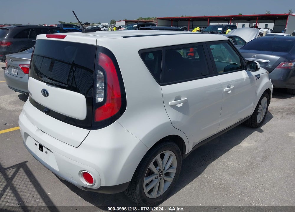 2018 KIA SOUL VIN: KNDJP3A56J7537525