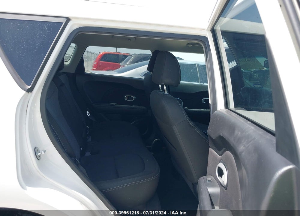2018 KIA SOUL VIN: KNDJP3A56J7537525