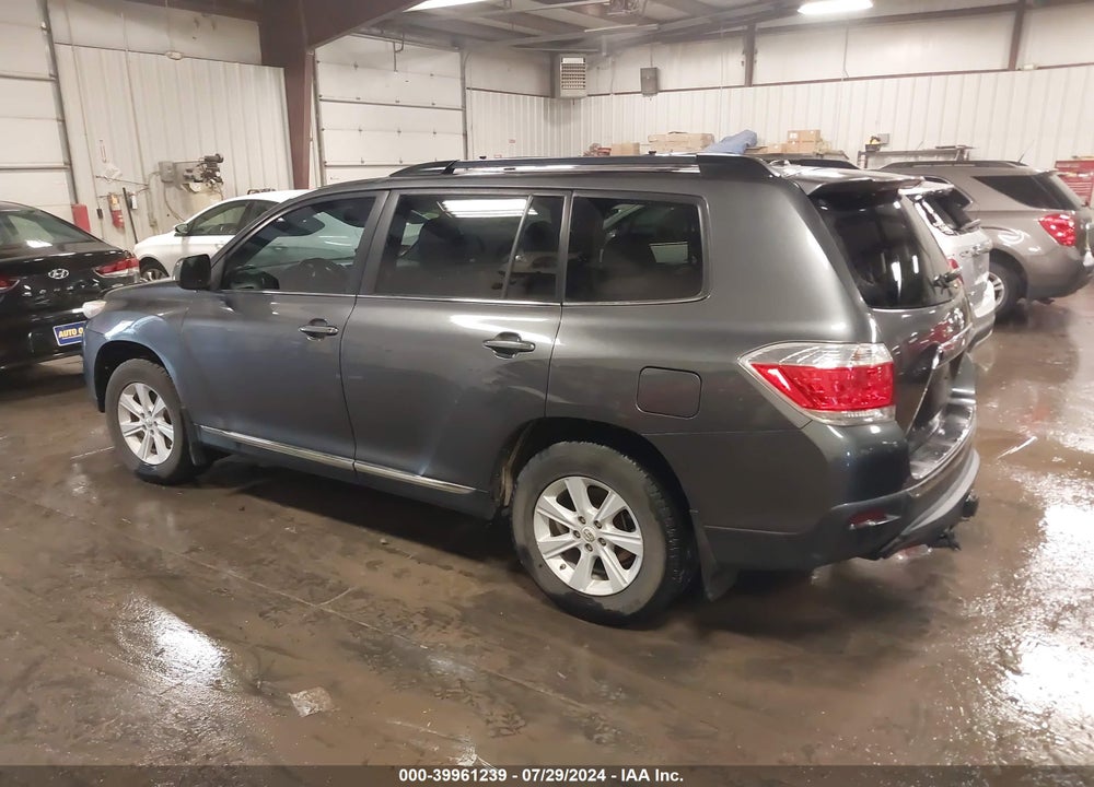 2013 TOYOTA HIGHLANDER V6 VIN: 5TDBK3EHXDS204343