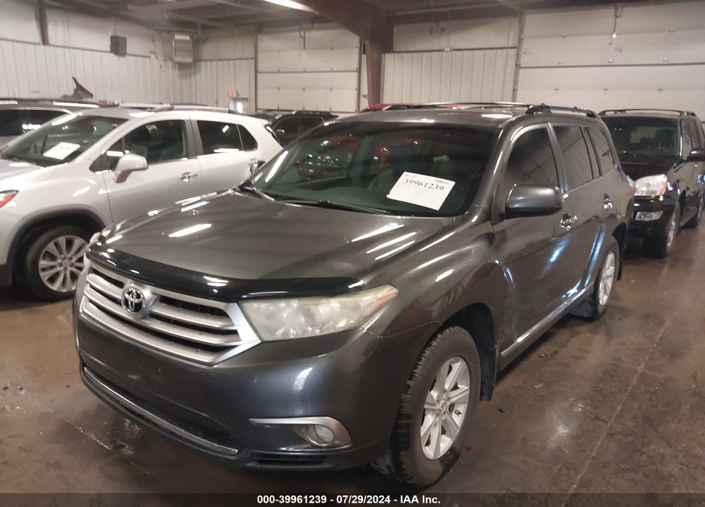 2013 TOYOTA HIGHLANDER V6 VIN: 5TDBK3EHXDS204343