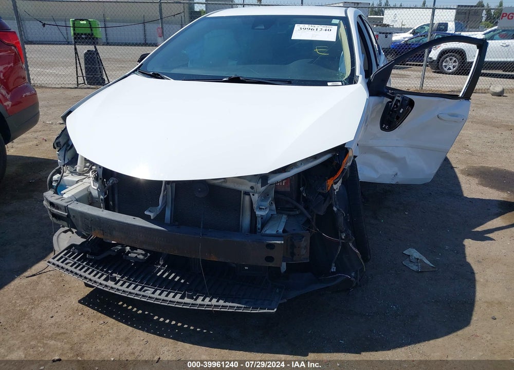 2018 TOYOTA COROLLA L/LE/SE/XLE/XSE VIN: 2T1BURHE8JC982563