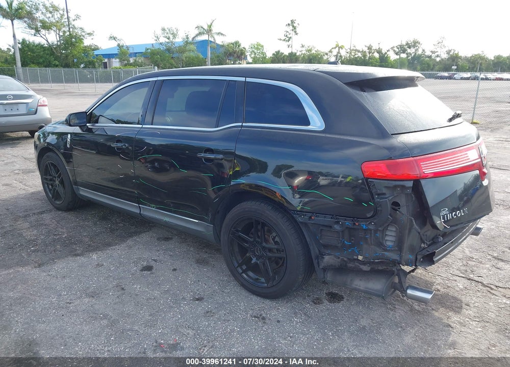 2012 LINCOLN MKT VIN: 2LMHJ5FR2CBL53961