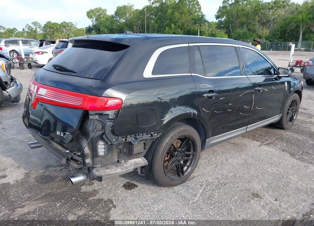 2012 LINCOLN MKT VIN: 2LMHJ5FR2CBL53961