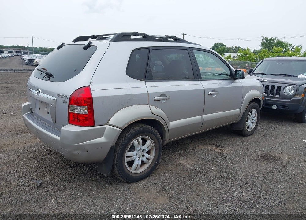 2006 HYUNDAI TUCSON GLS/LIMITED VIN: KM8JN72D56U262690