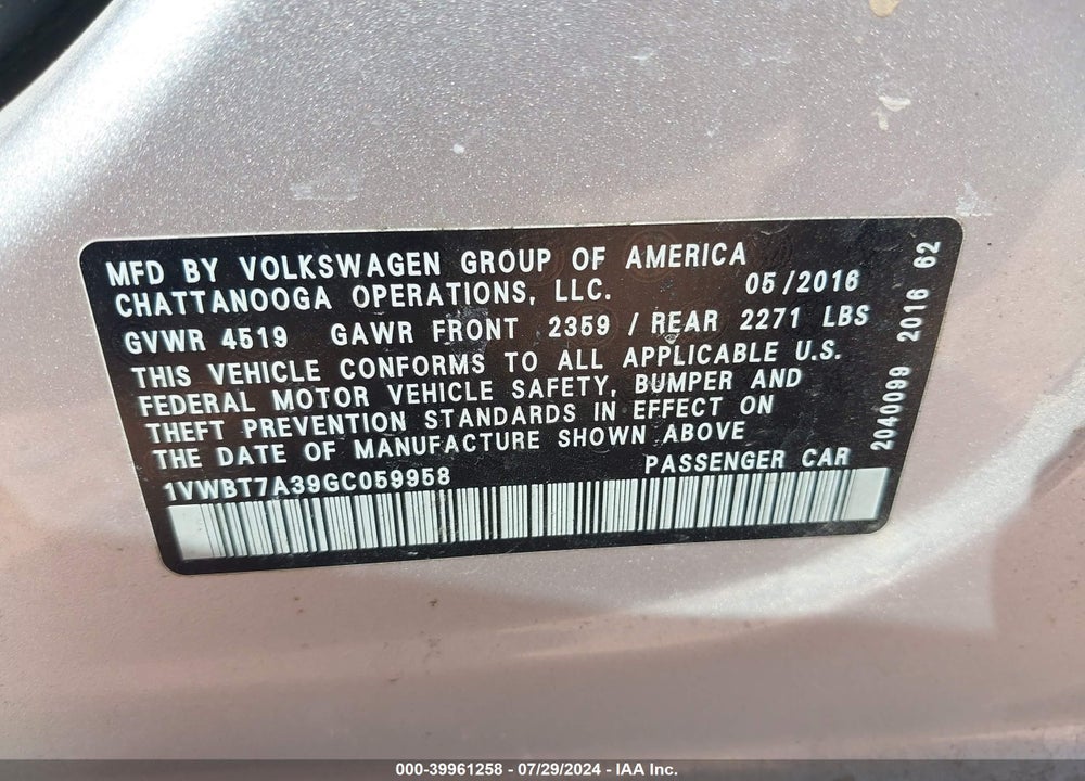 2016 VOLKSWAGEN PASSAT VIN: 1VWBT7A39GC059958