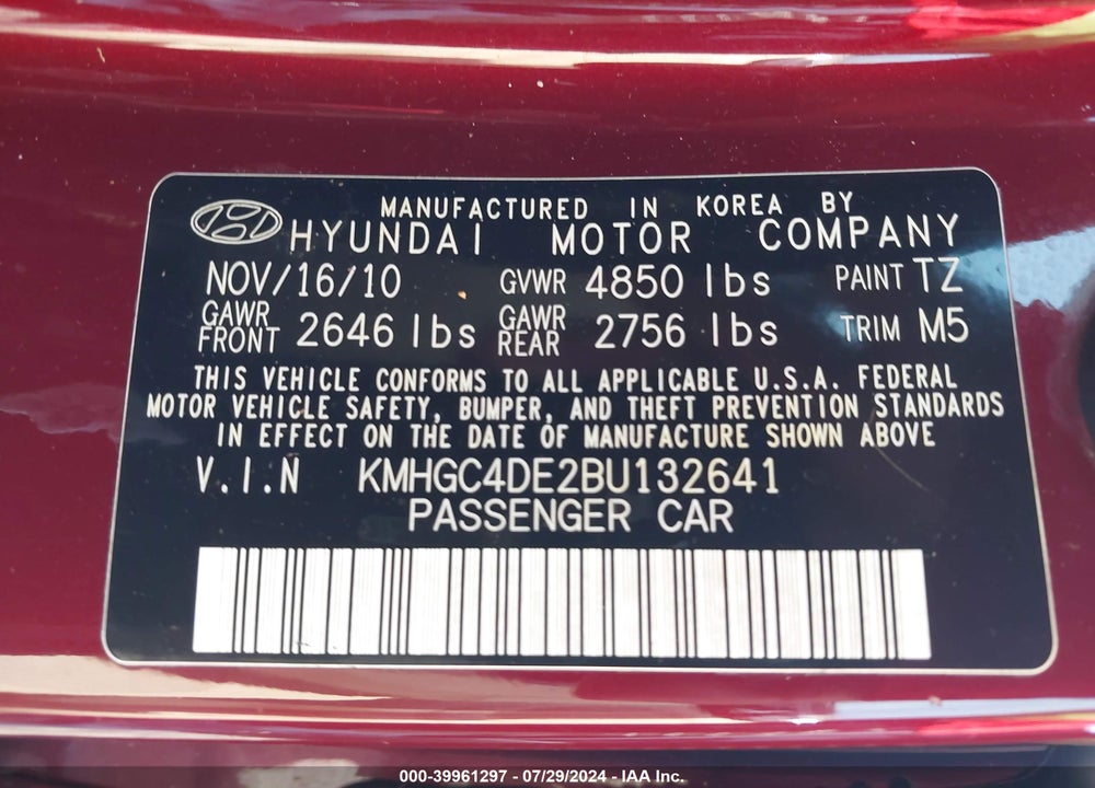 2011 HYUNDAI GENESIS VIN: KMHGC4DE2BU132641