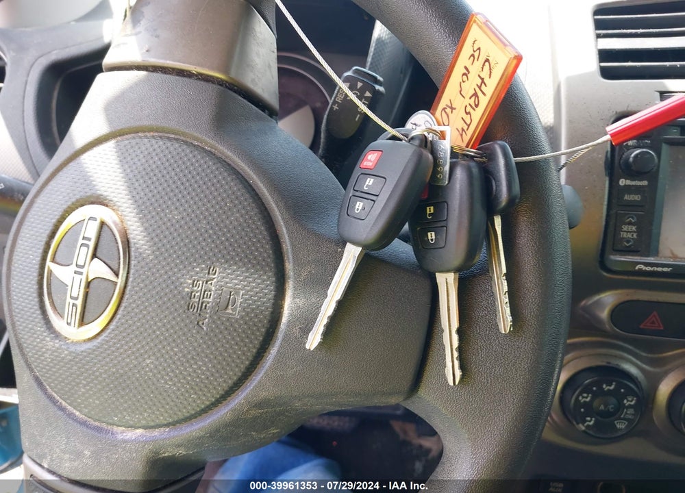 2014 SCION XD VIN: JTKKUPB4XE1044443