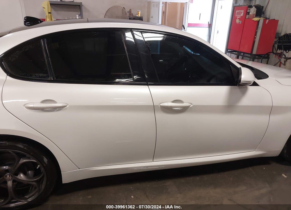 2019 ALFA ROMEO GIULIA TI SPORT AWD VIN: ZARFANBN0K7612390