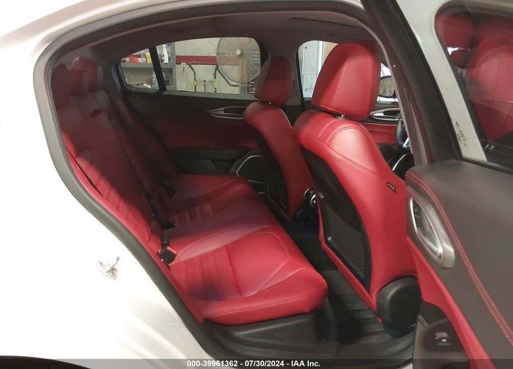 2019 ALFA ROMEO GIULIA TI SPORT AWD VIN: ZARFANBN0K7612390