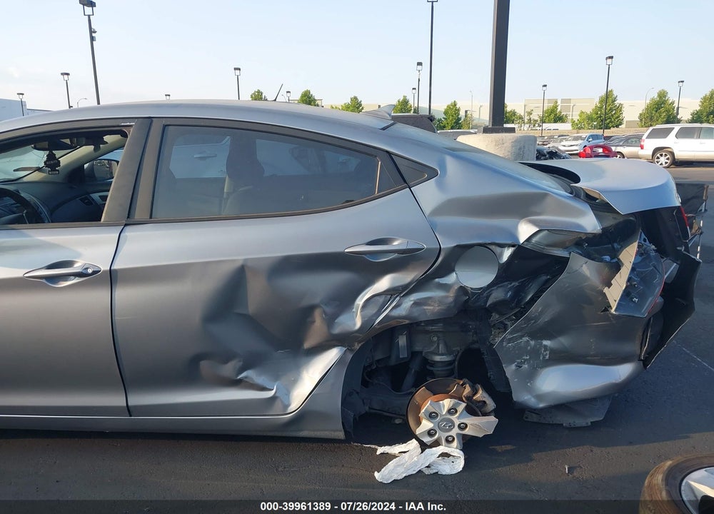 2013 HYUNDAI ELANTRA GLS VIN: KMHDH4AE7DU927468