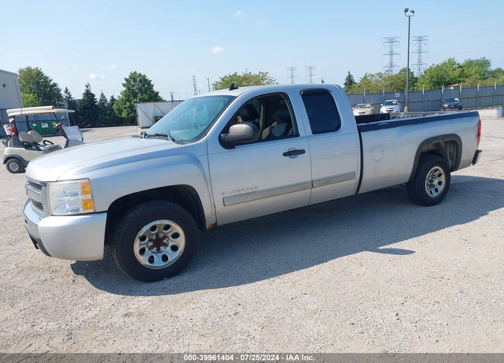2011 CHEVROLET SILVERADO 1500 LT VIN: 1GCRCSE04BZ165681