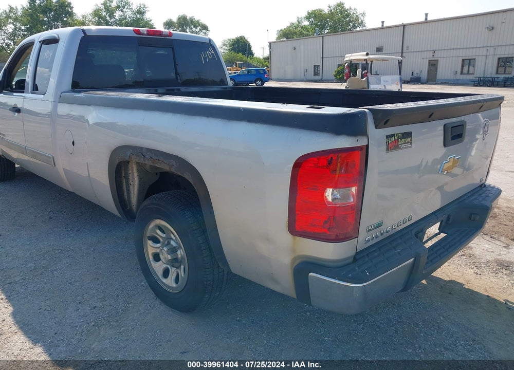 2011 CHEVROLET SILVERADO 1500 LT VIN: 1GCRCSE04BZ165681