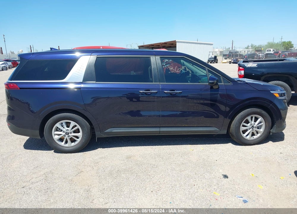 2024 KIA CARNIVAL MPV LX SEAT PACKAGE VIN: KNDNB4H38R6376610