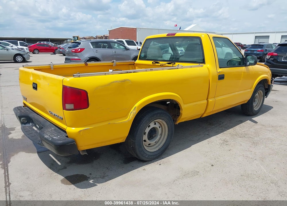 2003 CHEVROLET S-10 VIN: 1GCCS14H938284392