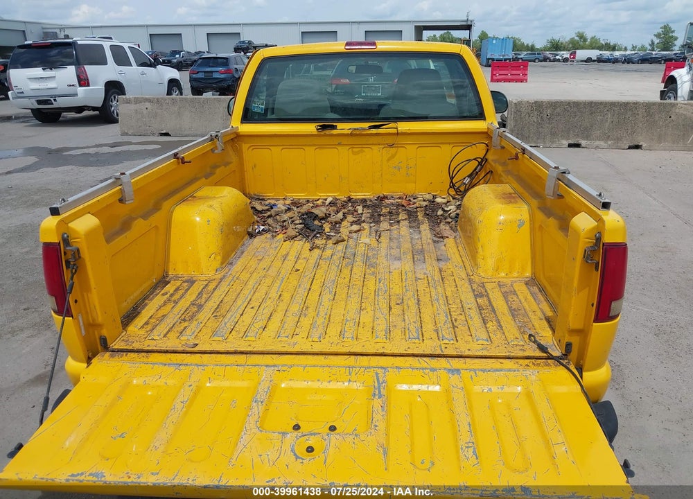 2003 CHEVROLET S-10 VIN: 1GCCS14H938284392