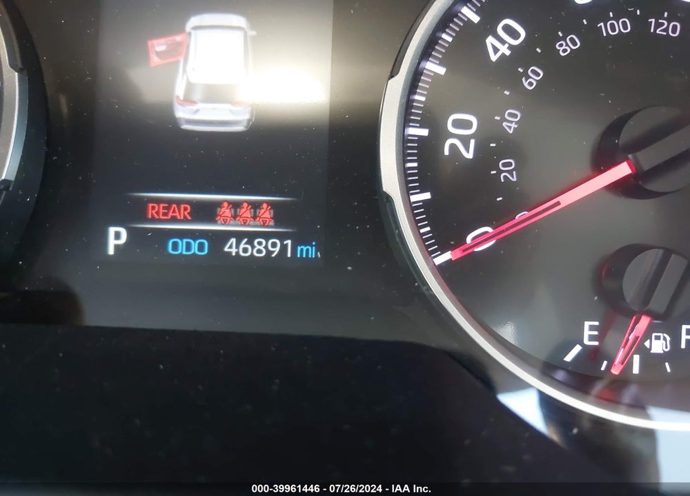 2020 TOYOTA RAV4 XLE VIN: 2T3W1RFVXLW076646