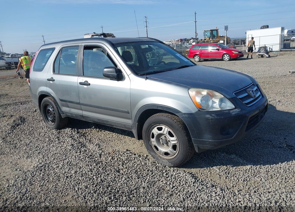 2005 HONDA CR-V LX VIN: JHLRD68545C018878