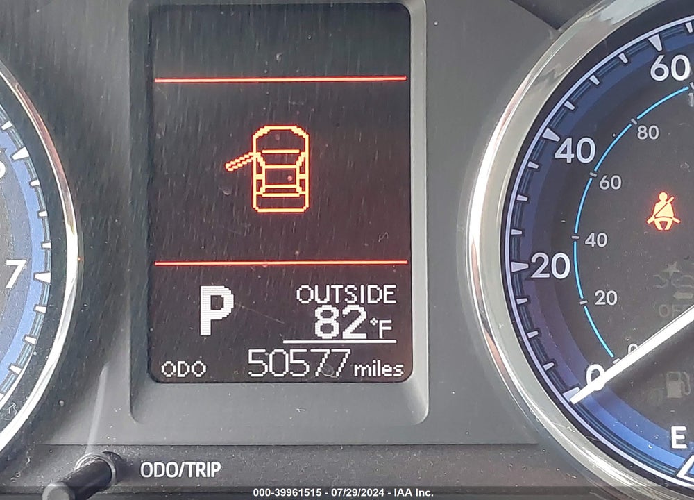 2018 TOYOTA COROLLA LE VIN: 2T1BURHEXJC079721