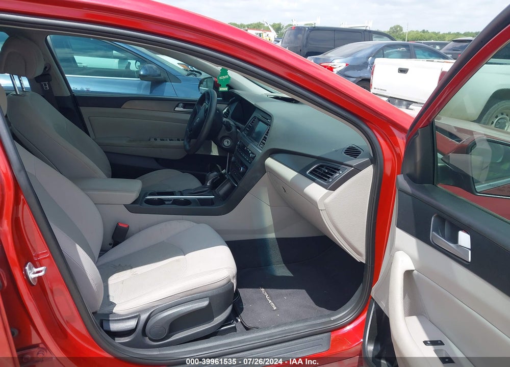 2017 HYUNDAI SONATA SPORT VIN: 5NPE34AF0HH464590