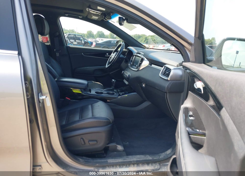 2016 KIA SORENTO 2.0T SXL VIN: 5XYPKDA18GG128062