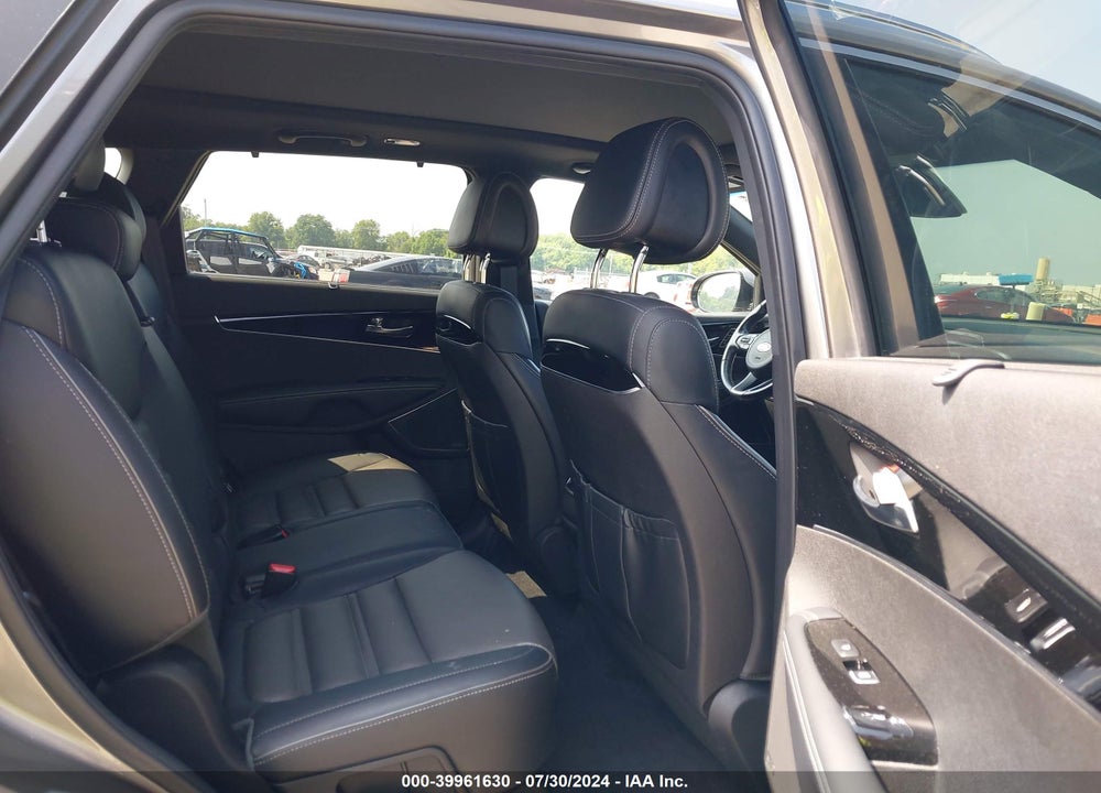 2016 KIA SORENTO 2.0T SXL VIN: 5XYPKDA18GG128062