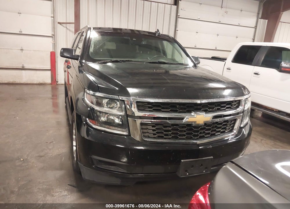 2018 CHEVROLET SUBURBAN LT VIN: 1GNSKHKC0JR392104