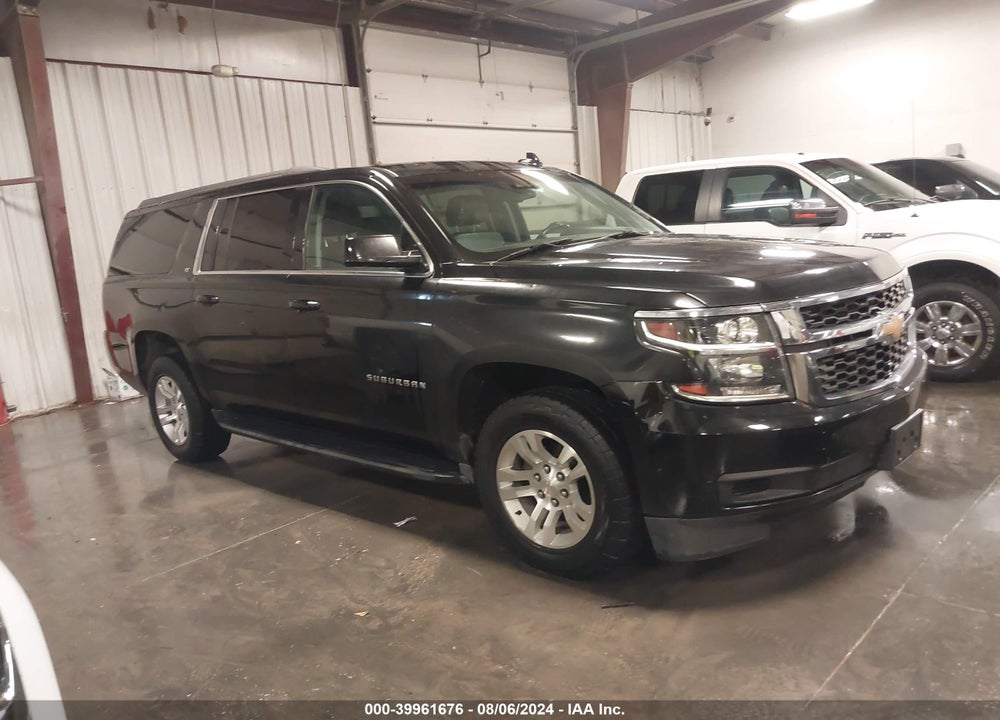 2018 CHEVROLET SUBURBAN LT VIN: 1GNSKHKC0JR392104