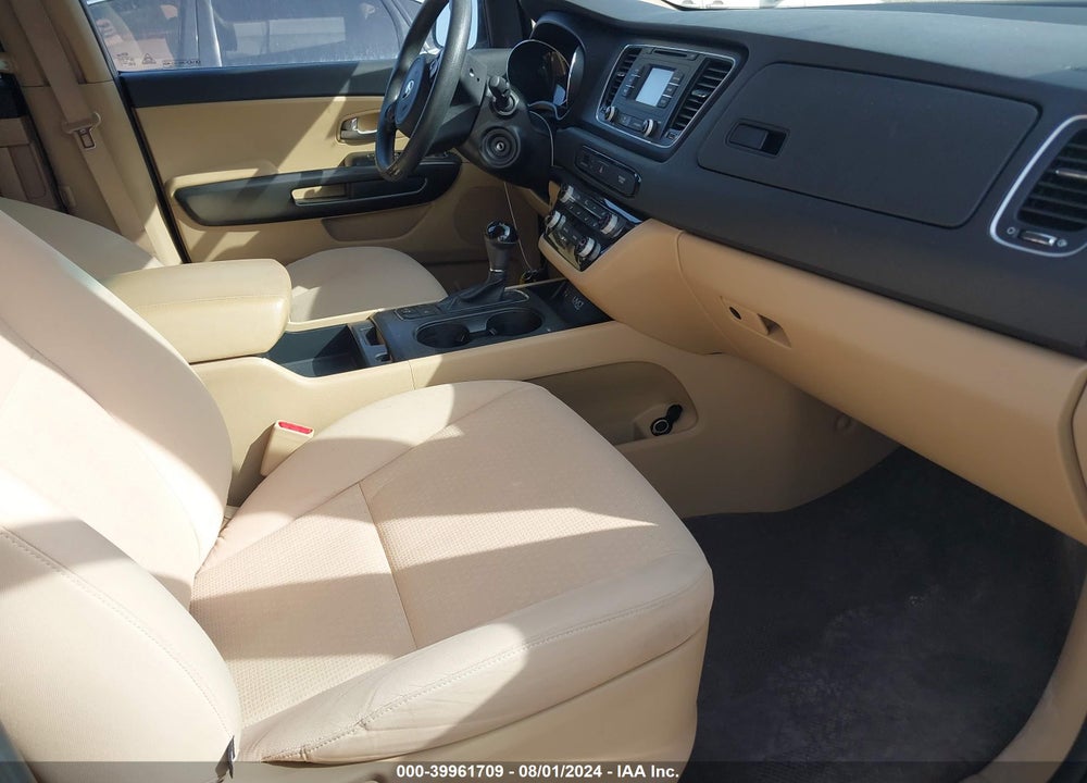 2016 KIA SEDONA LX VIN: KNDMB5C10G6199913