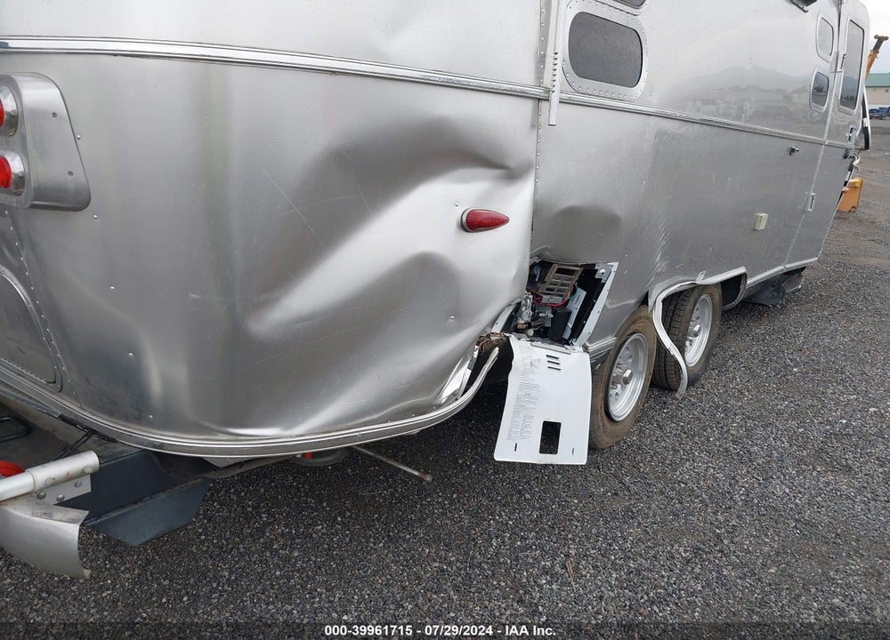 2013 AIRSTREAM INTERNATIO VIN: 1FTCFAG29DJ127805