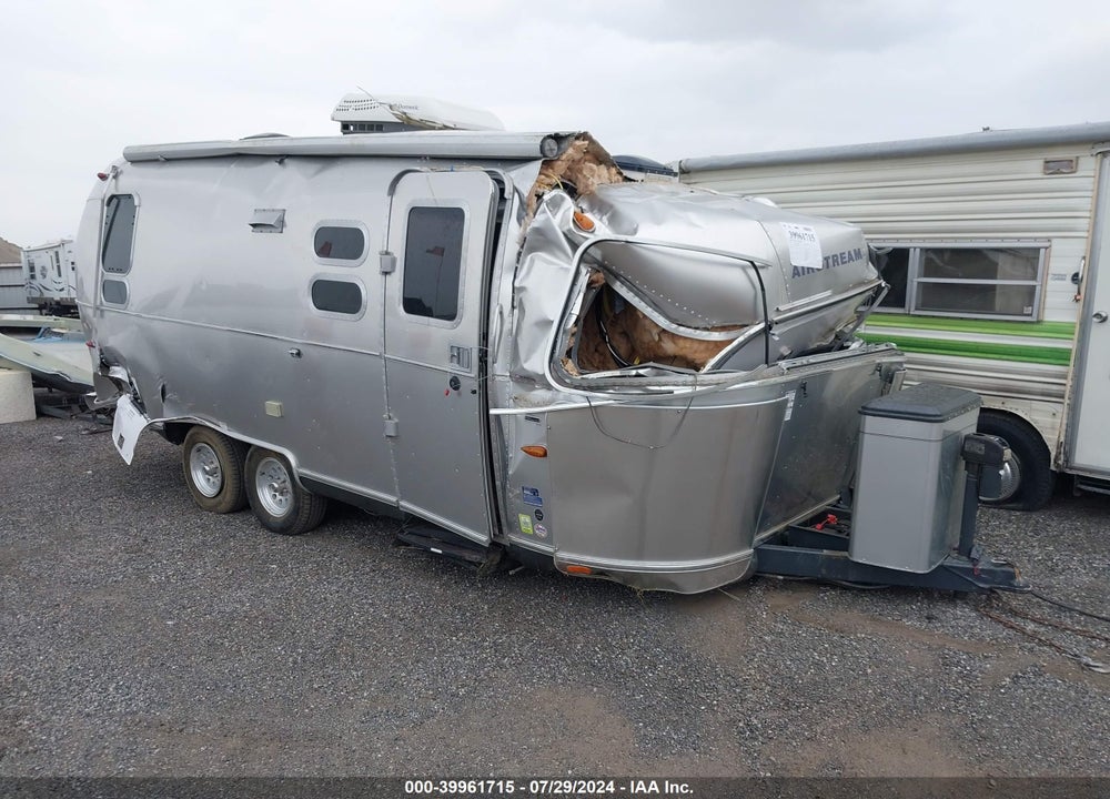 2013 AIRSTREAM INTERNATIO VIN: 1FTCFAG29DJ127805