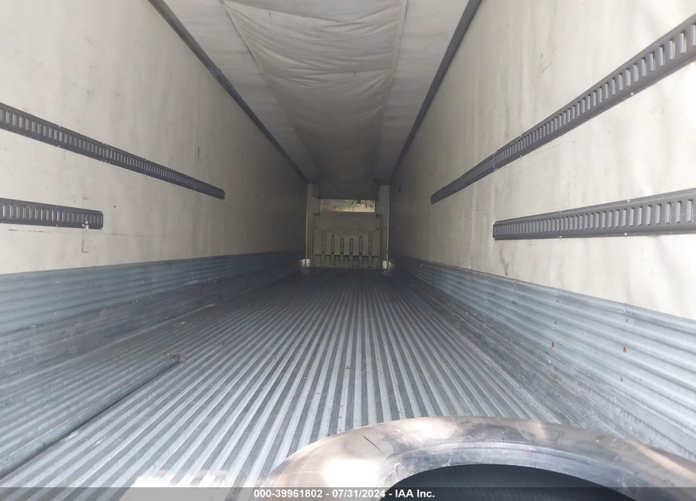 2008 UTILITY TRAILER MFG --- VIN: 1UYVS25308U371907