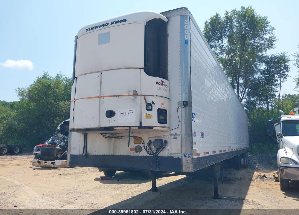 2008 UTILITY TRAILER MFG --- VIN: 1UYVS25308U371907