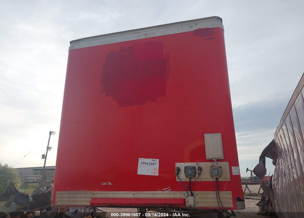 2000 UTILITY TRAILER MFG --- VIN: 1UYVS2456YP153102