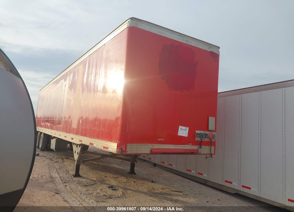 2000 UTILITY TRAILER MFG --- VIN: 1UYVS2456YP153102